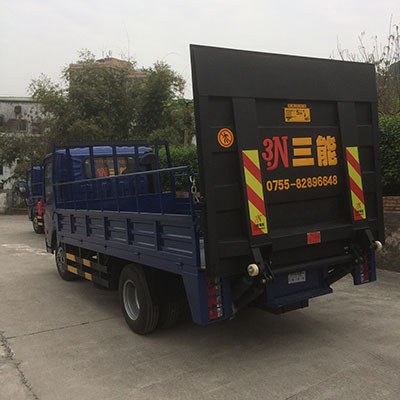 卡車升降尾板，提高運(yùn)輸效率與安全性的關(guān)鍵工具