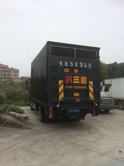 合法尾板與公告尾板，一場視覺盛宴的辨析